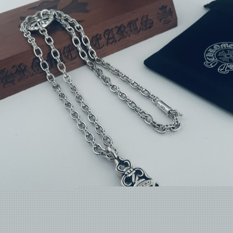 Ch**me He**ts necklaces
